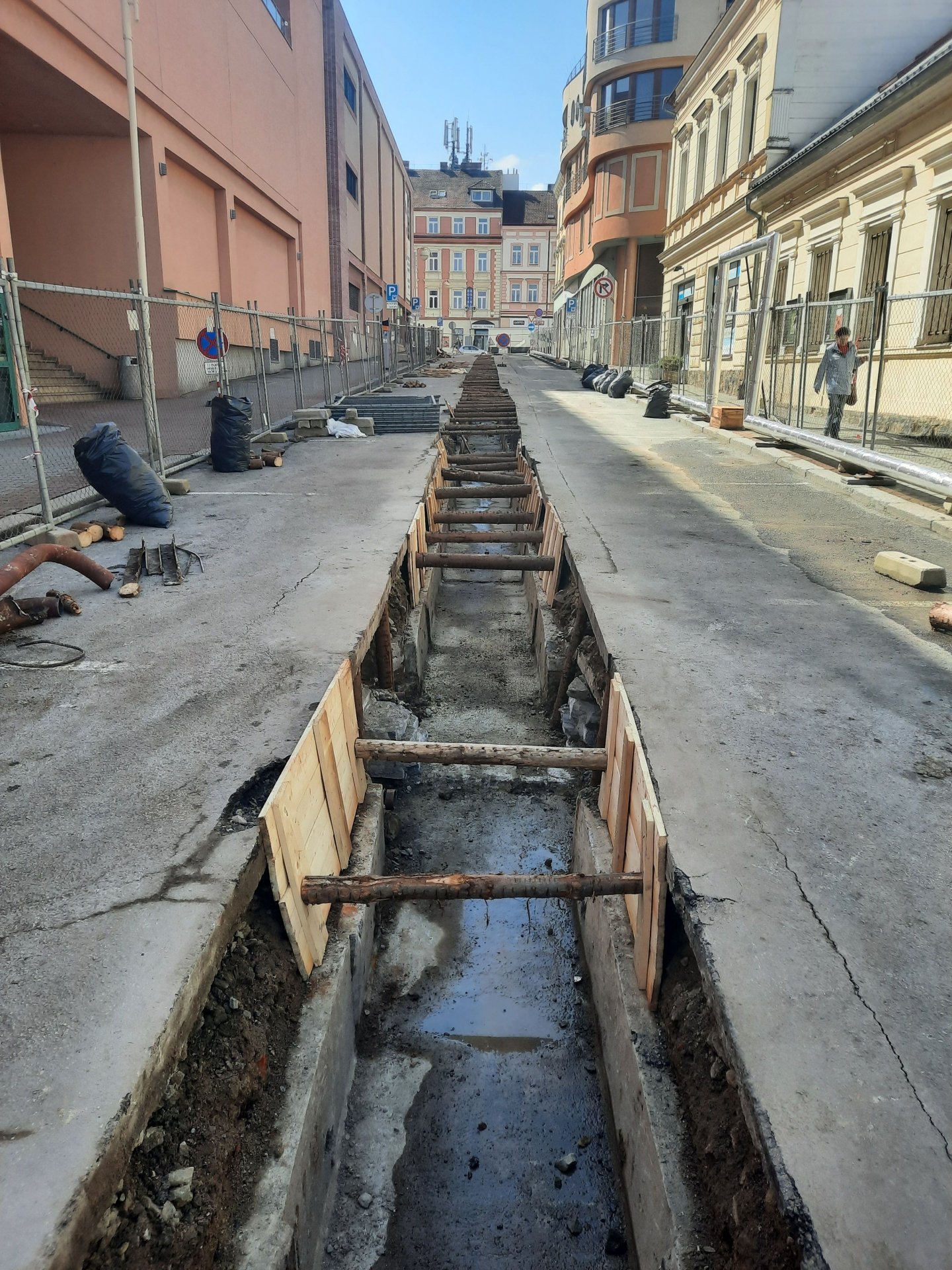 Konverze parních rozvodů v ulici Kollárová