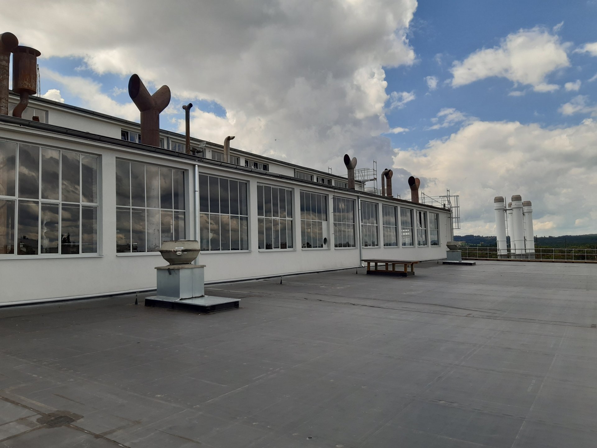 Oprava střechy a fasád v areálu C-Energy